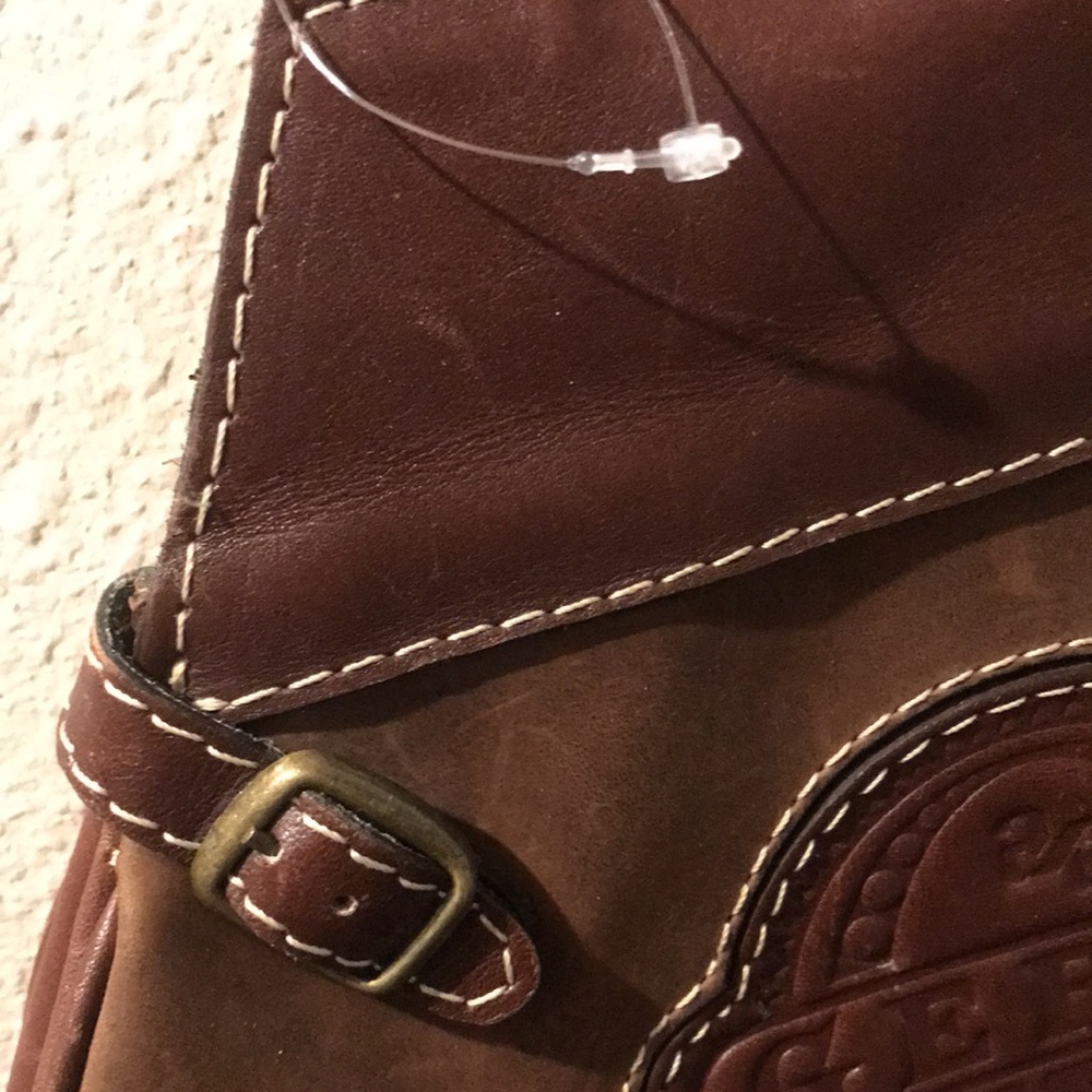 Vintage Rugged Backpack - Picture 5 of 9